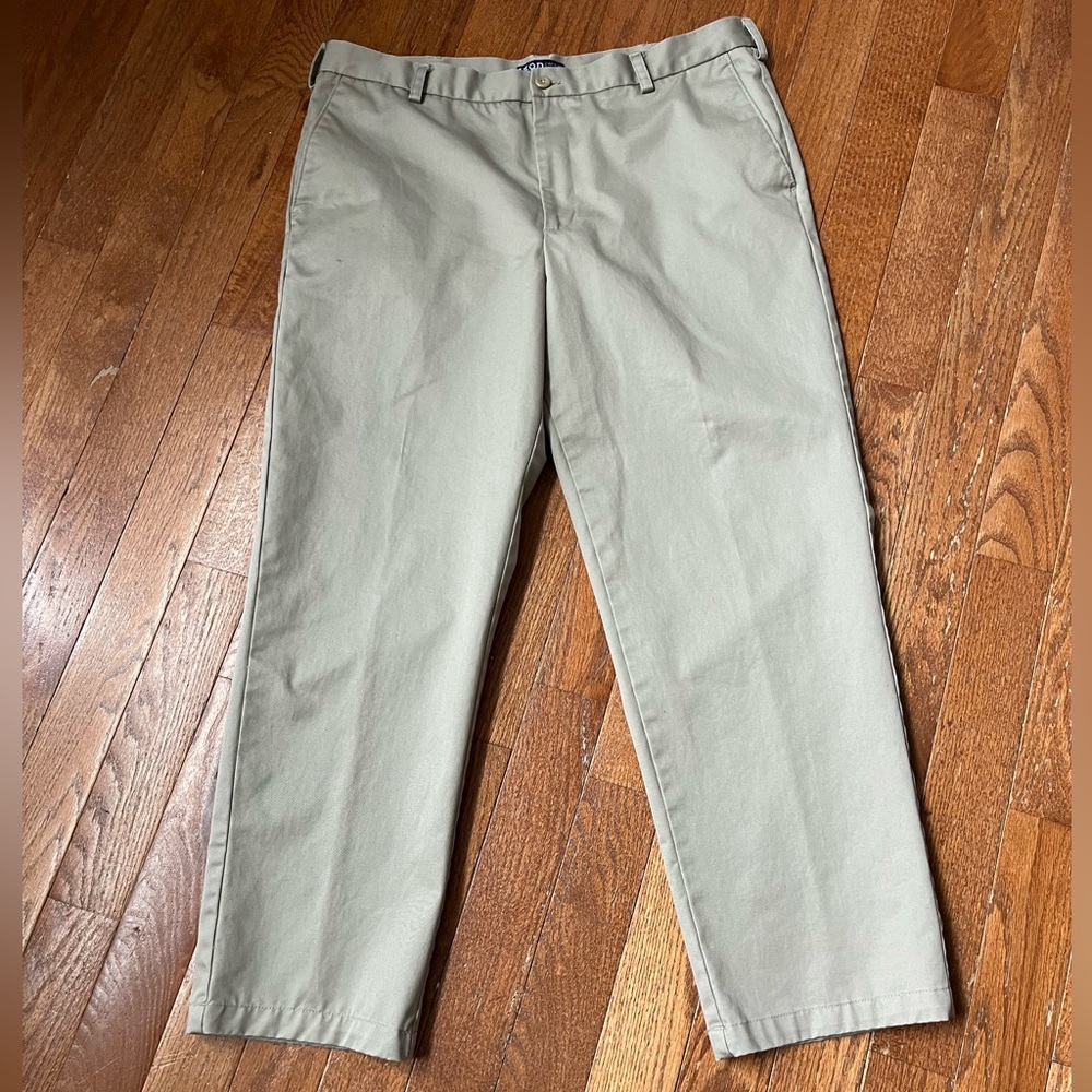 EUC - Men’s Izod American Chino Straight Fit Pants, Khaki, 40 x 32